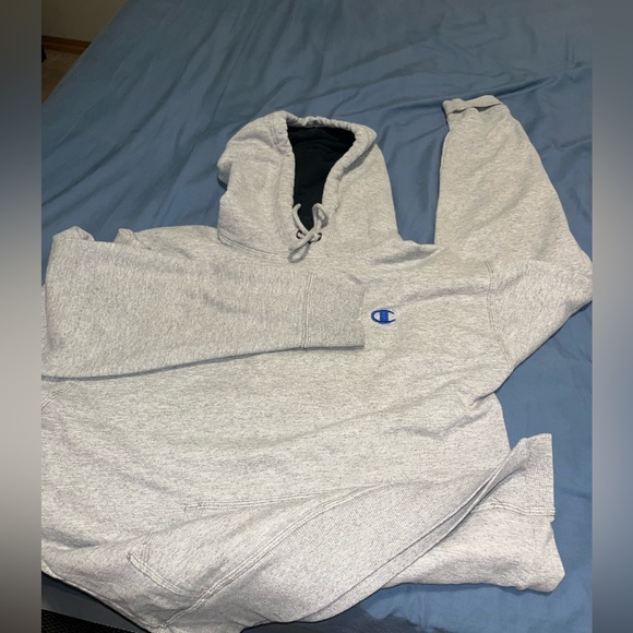 Cute oversized grey champion hoodie - Picture 1 of 3